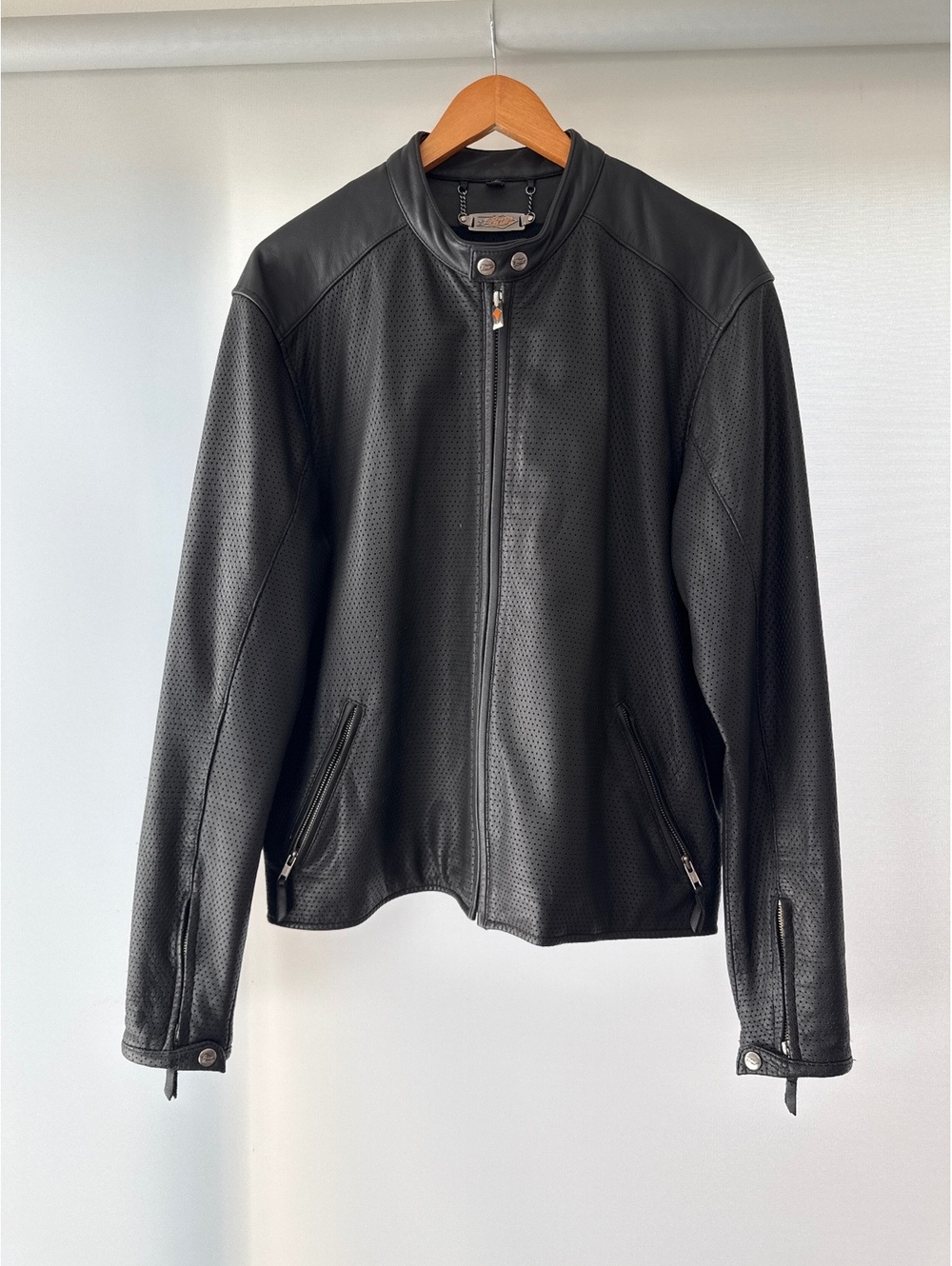 Power Trip Genuine Leather Perforated Motorcycle Jacket Men’s Large Black